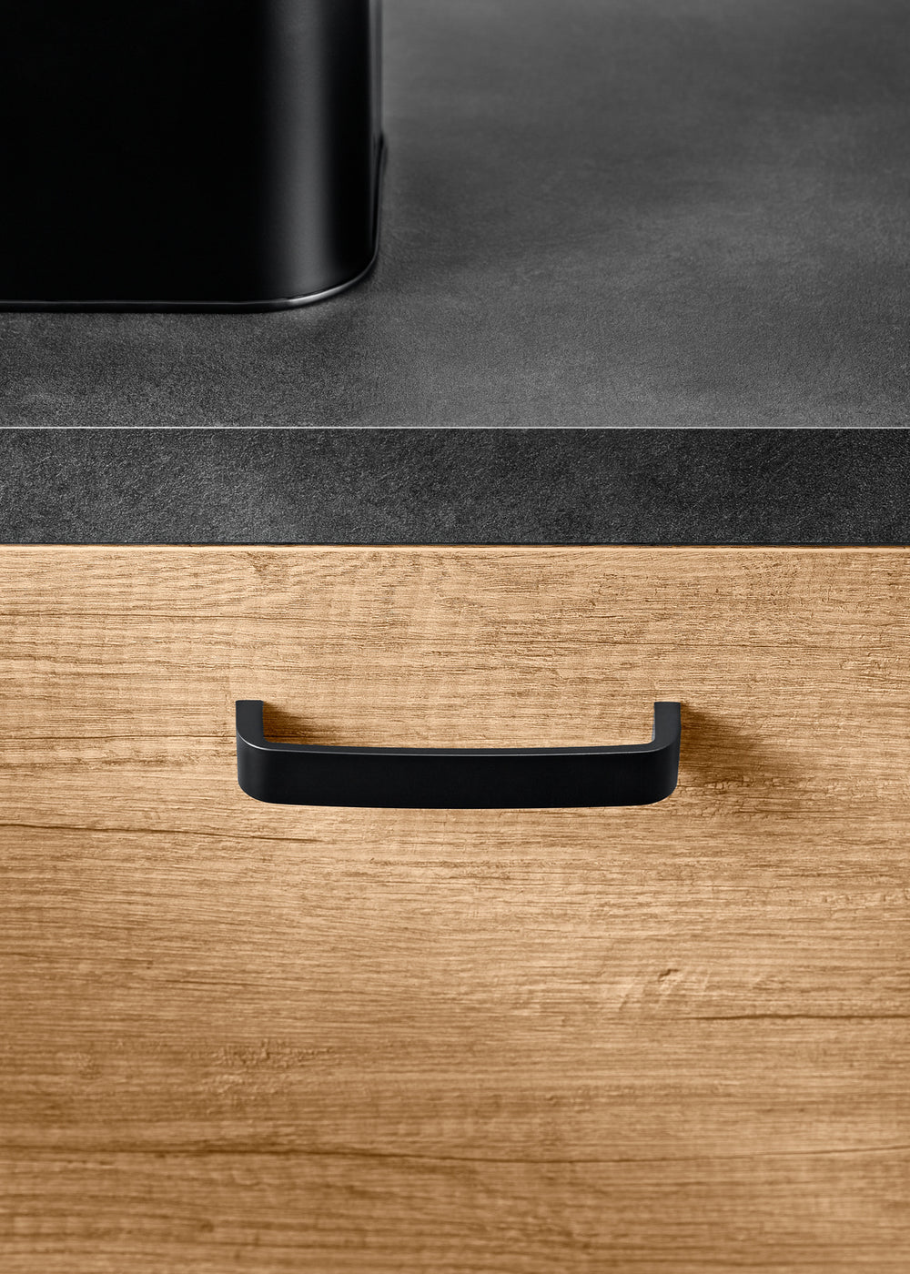 Uchwyt meblowy U052 (czarny mat)