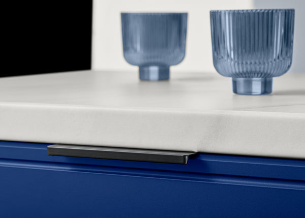 Uchwyt meblowy U108 (czarny mat gładki)