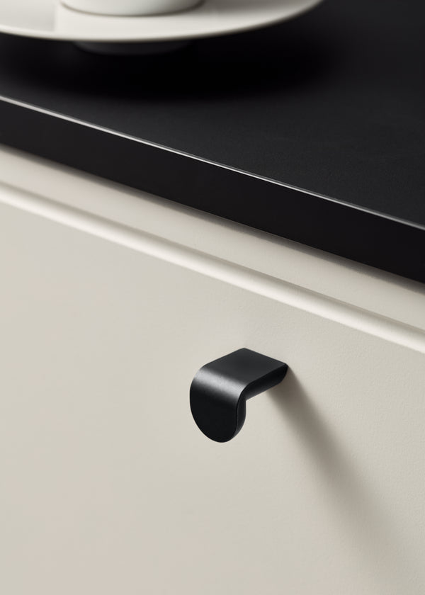 Uchwyt meblowy U125 (czarny mat) - gałka